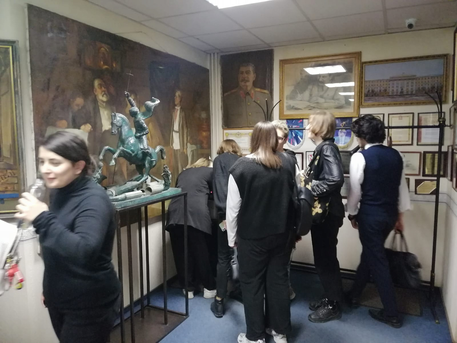 В гостях у "Московского комсомольца" побывали первокурсники факультета журналистики ИМПЭ им. А.С. Грибоедова