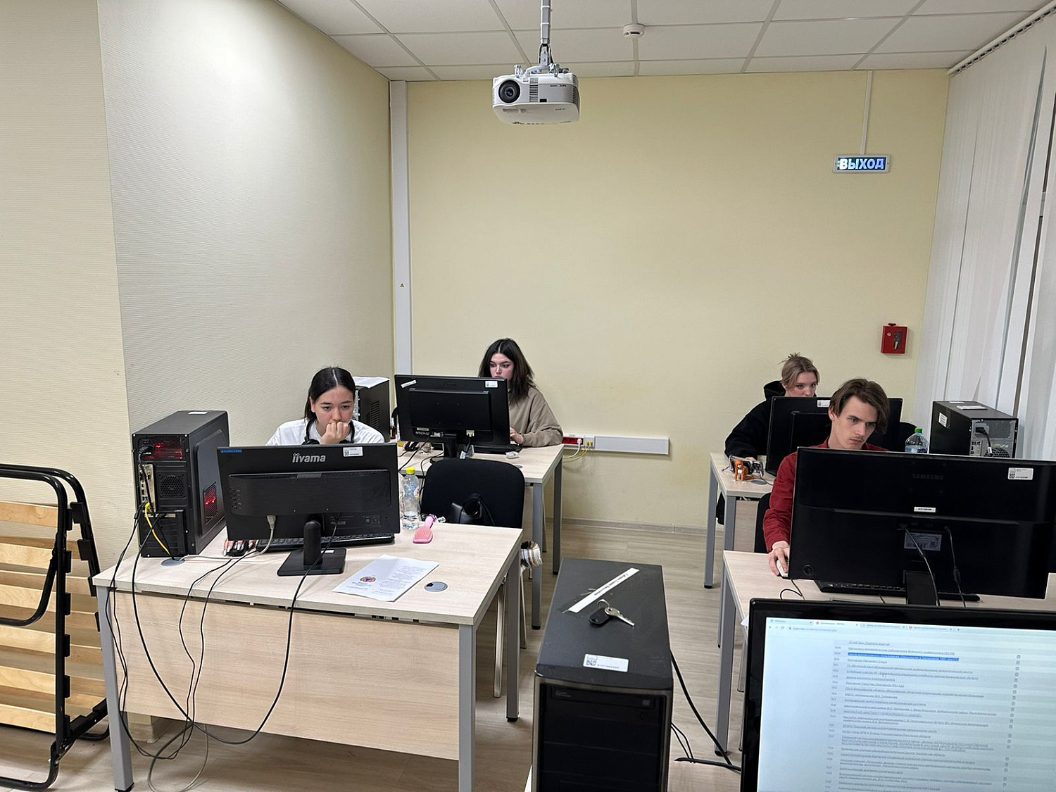 Практикоориентированное образование: работа студентов на базовой кафедре