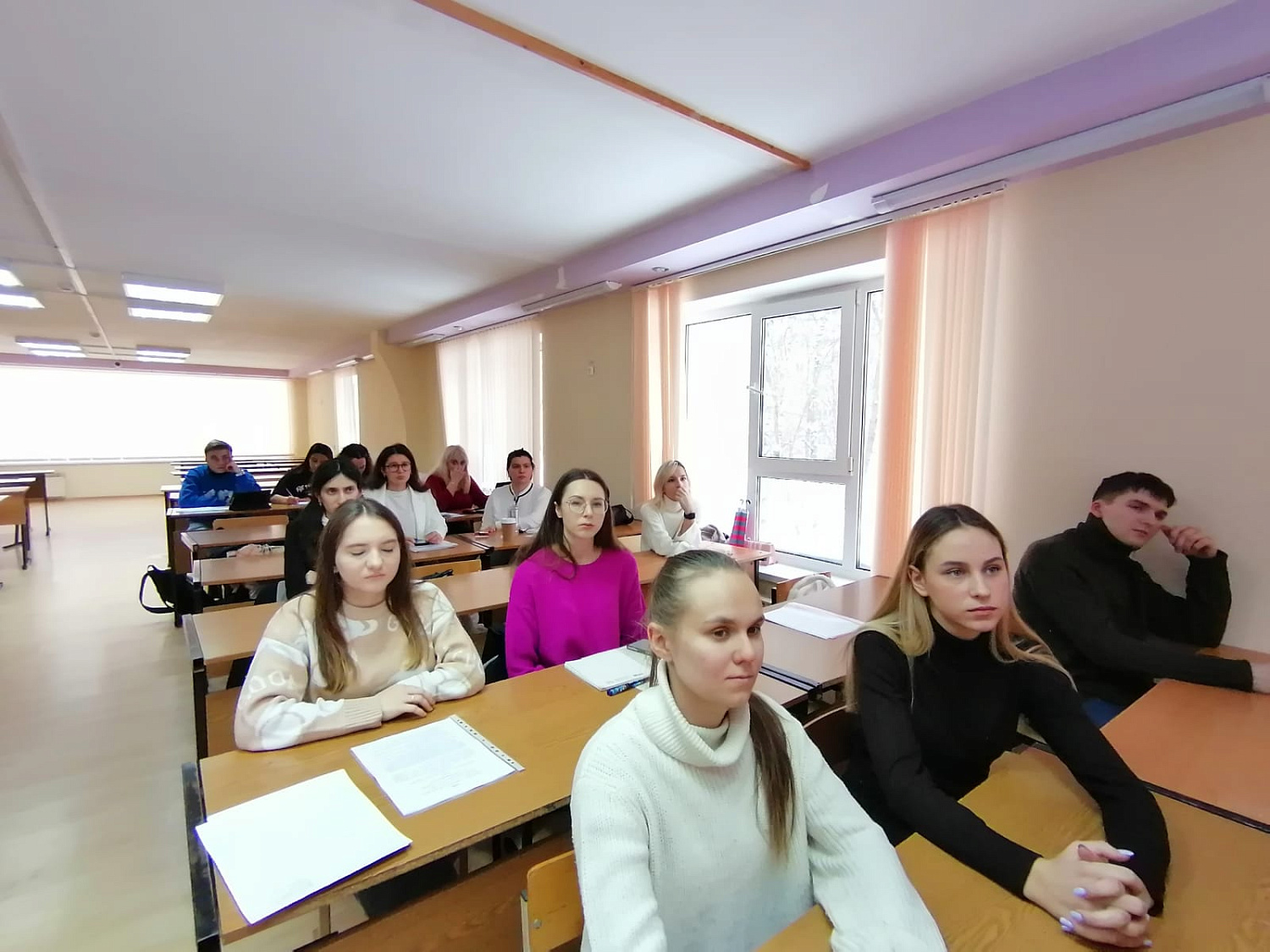 Круглый стол «Перевод как наука, ремесло, искусство» прошел на факультете лингвистики