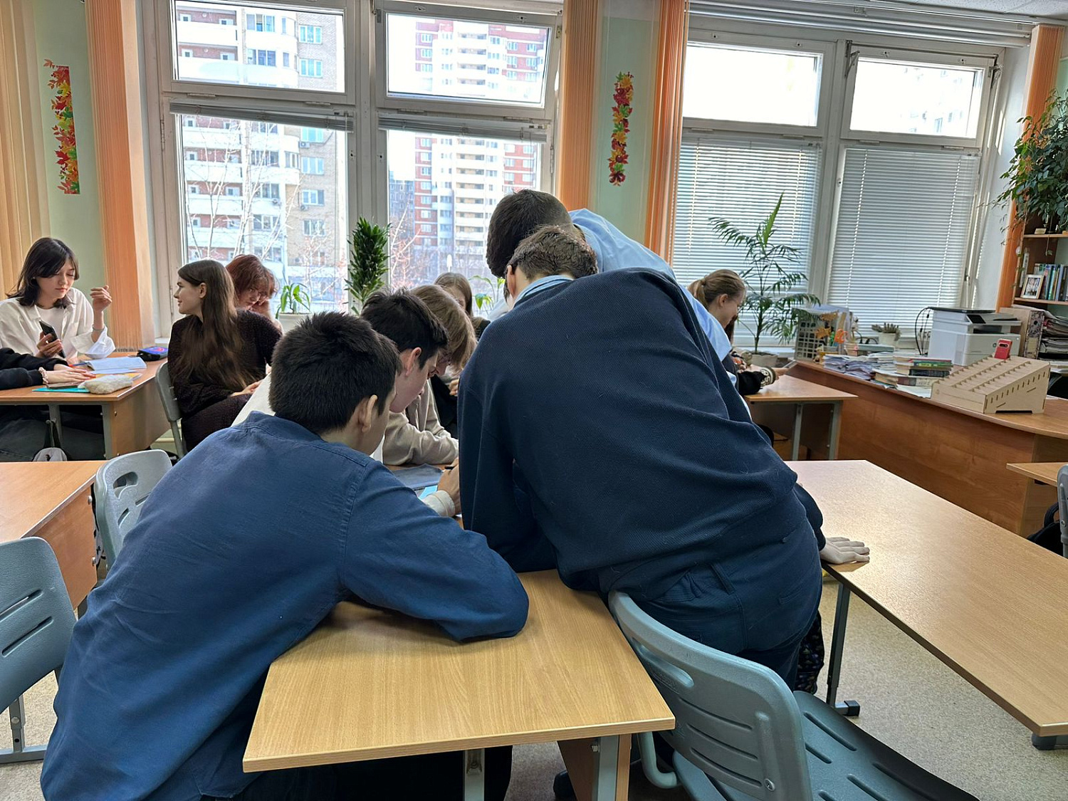 Встреча представителей Института международной экономики, лидерства и менеджмента со школьниками
