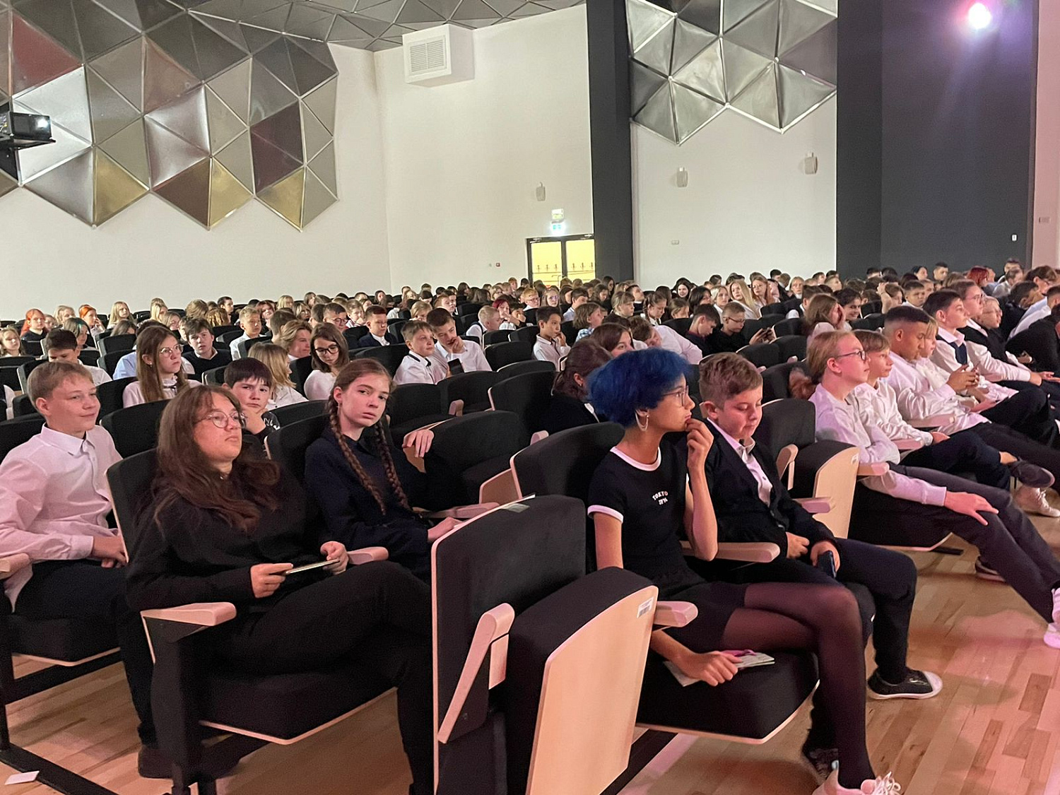 Преподаватель журфака Д.В. Мультановская прочитала профориентационную лекцию в московской школе № 158