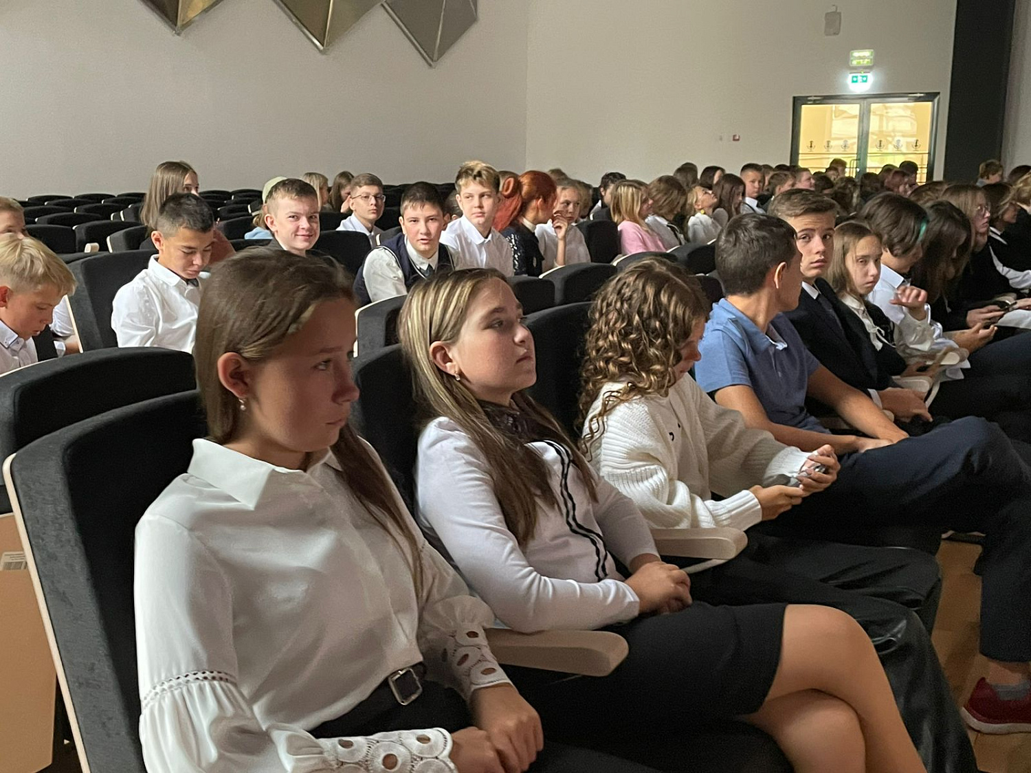 Преподаватель журфака Д.В. Мультановская прочитала профориентационную лекцию в московской школе № 158