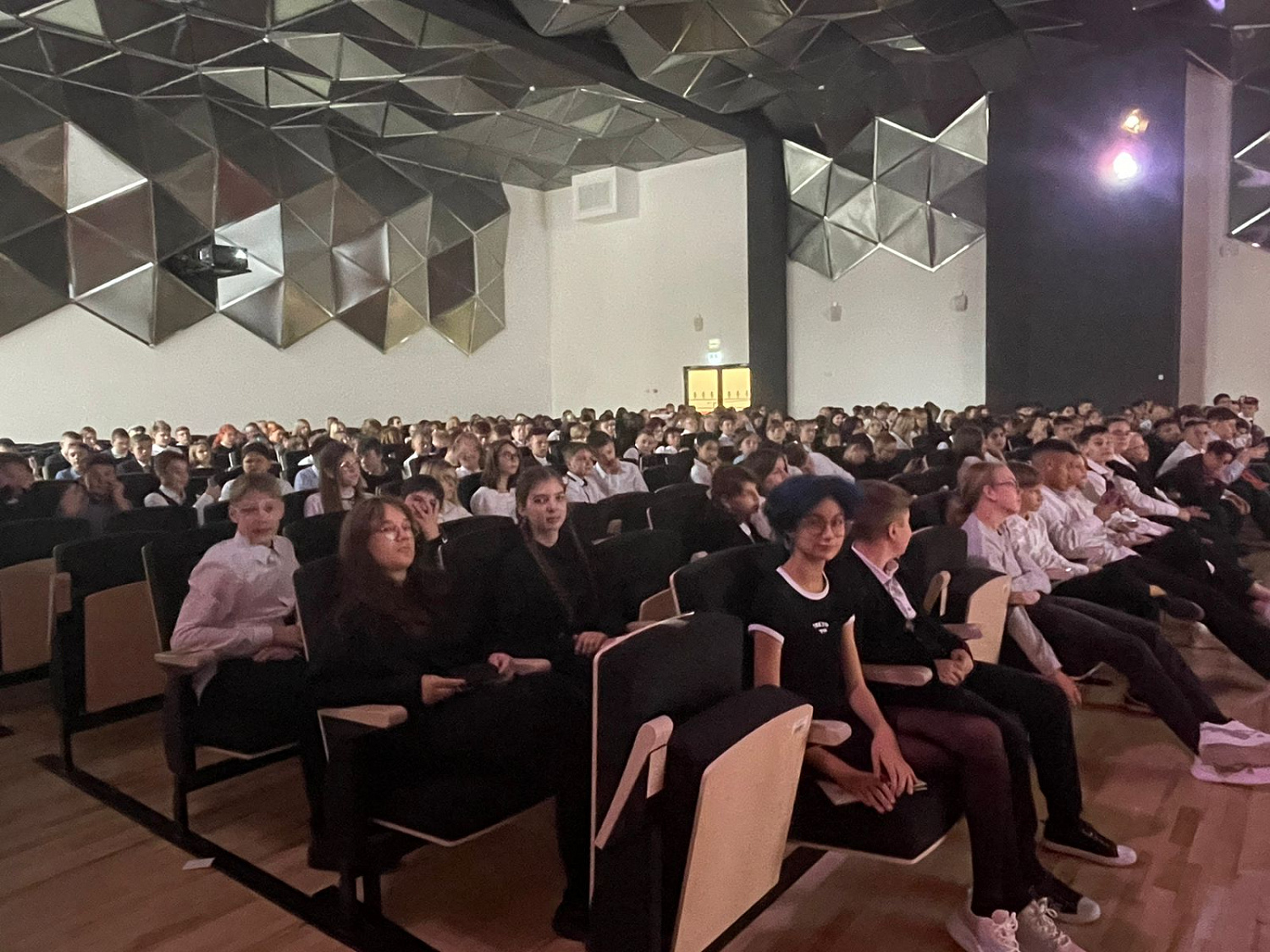 Преподаватель журфака Д.В. Мультановская прочитала профориентационную лекцию в московской школе № 158