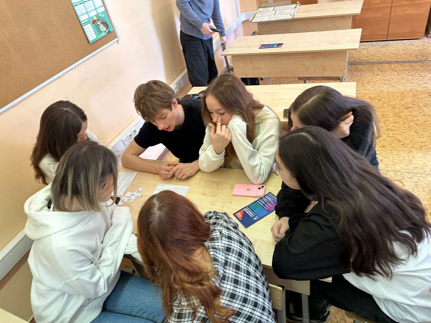 День науки от Института международной экономики, лидерства и менеджмента в московкой школе